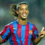 Legendary Brazilian Footballer Ronaldinho joins Koo