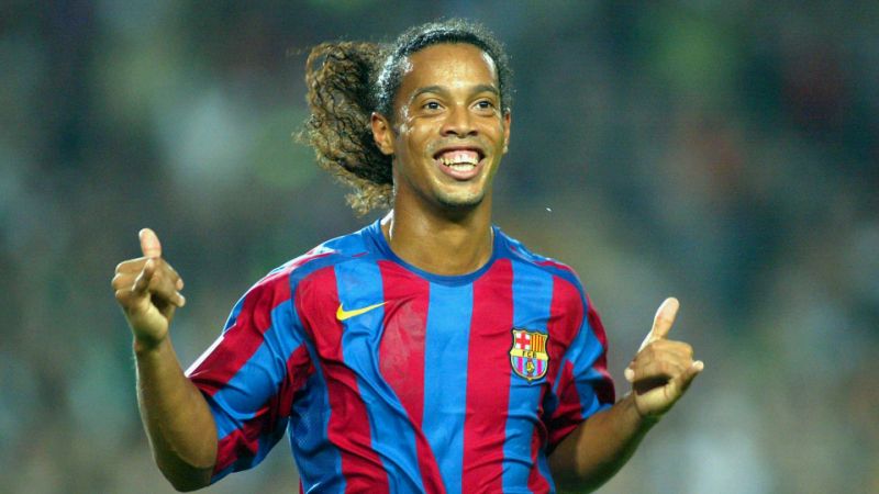 Ronaldinho to become Messi's neighbour when he gets released