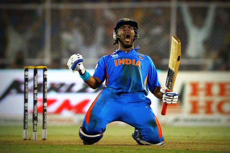 Yuvraj Singh set to be the first Indian cricketer to play in Big Bash League (BBL)