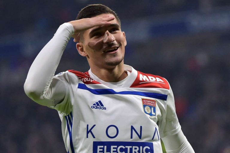 Arsenal set to sign Lyon’s Houssem Aouar