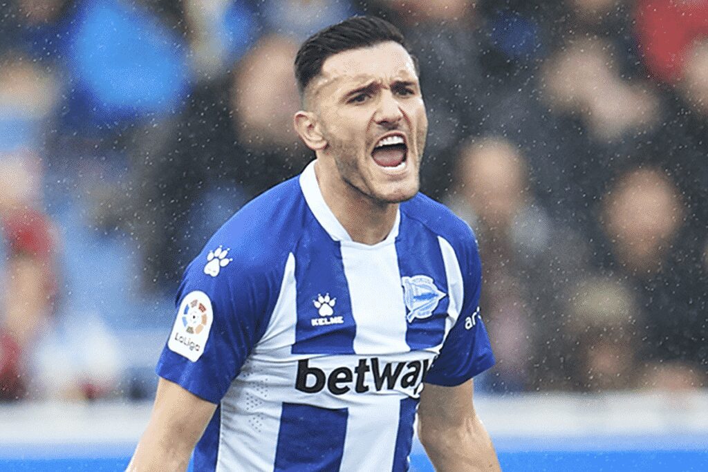 Lucas Perez LA LIGA 2020-21 SEASON PREVIEW: The MVPs leading the charge for their clubs this season