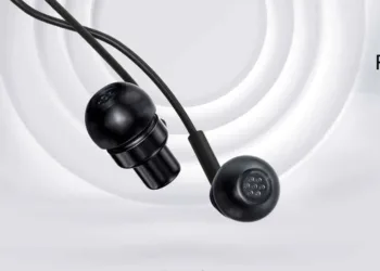 Redmi Eraphone - 1_TechnoSports.co.in