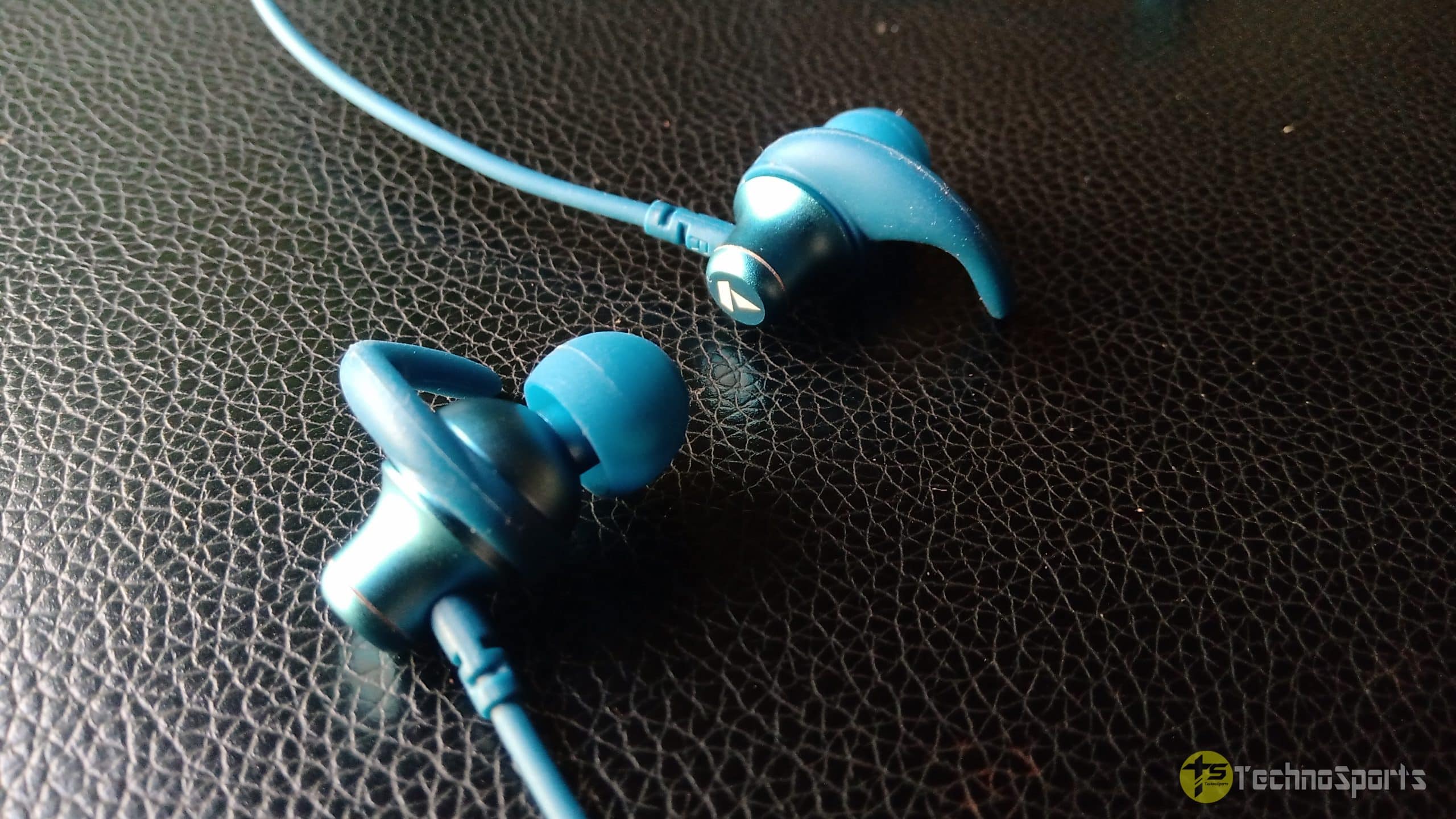 boat headset 335