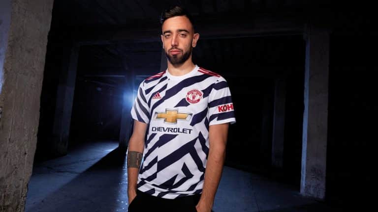 Twitter reacts to Manchester United’s new third kit