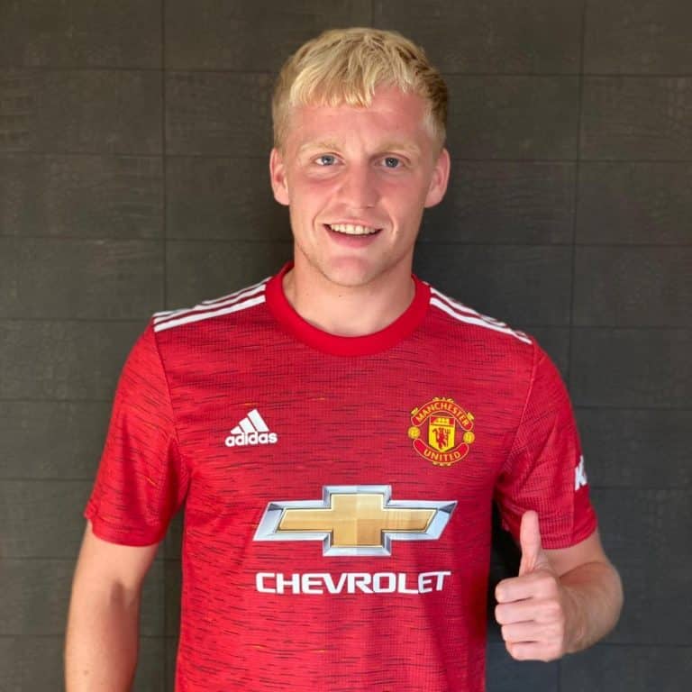 Donny Van De Beek set to make a new Manchester United record on his debut