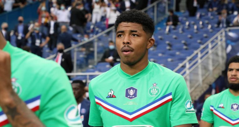 Leicester City sign Saint Etienne defender Wesley Fofana