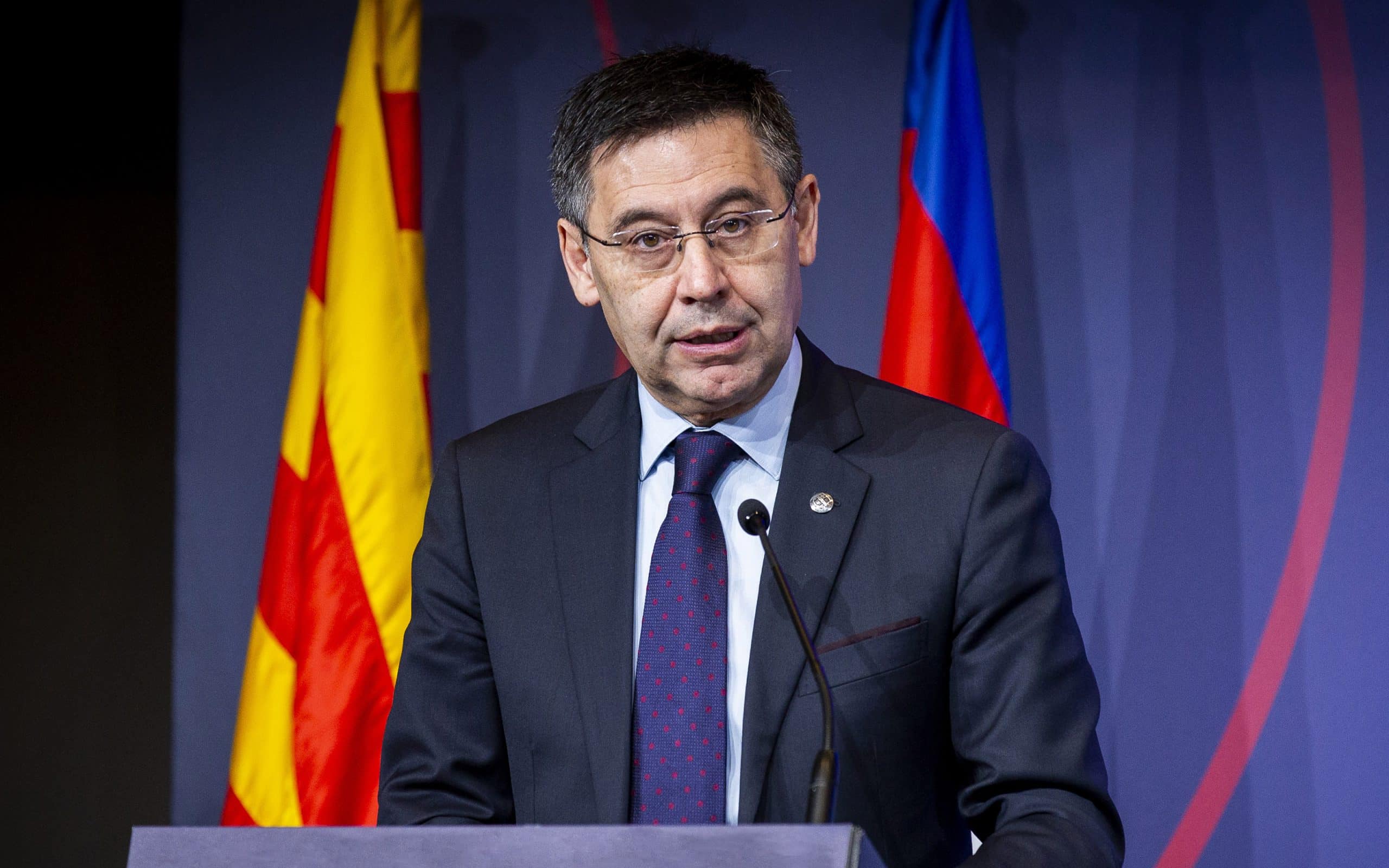 FC Barcelona president Josep Bartomeu seeks to impose 30% wage pay-cut amidst financial crisis at the club