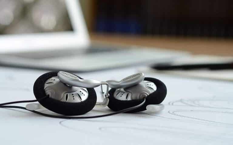 Top Deals on Headsets on the Amazon Great Indian Festival sale