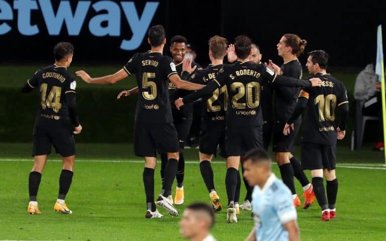 FC Barcelona dressing room breaks down following split in wage reduction