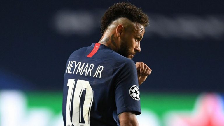 Neymar set to stay at PSG for FIVE more years