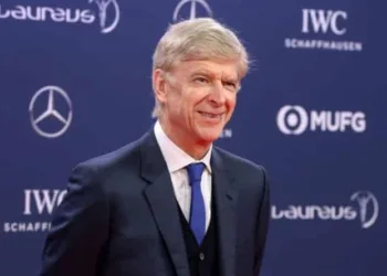 Arsene Wenger states offside calls will be automatic in 2022