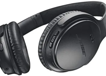 Deal: Bose QuietComfort 35 II Wireless Bluetooth Headphones available for $199