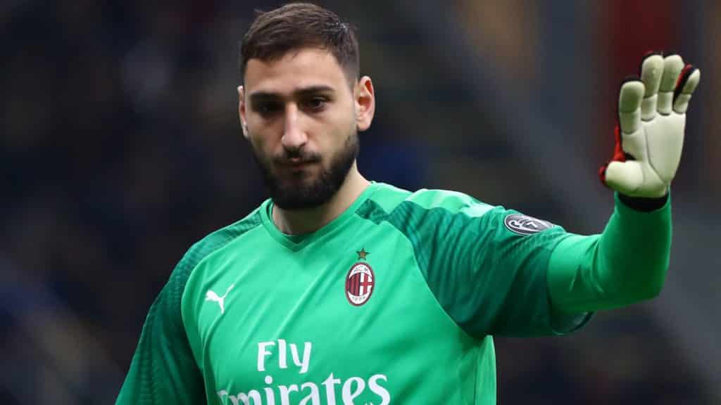 Donnarumma Gigio Donnarumma making Milan contract talks wait