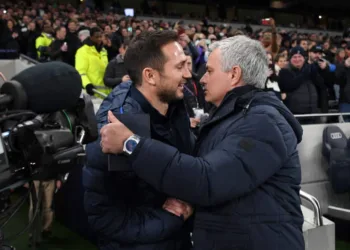 LONDON, ENGLAND - DECEMBER 22: Jose Mourinho, Manager of Tottenham Hotspur greets Frank Lampard, Manager of Chelsea prior to the Premier League match between Tottenham Hotspur and Chelsea FC at Tottenham Hotspur Stadium on December 22, 2019 in London, United Kingdom. (Photo by Darren Walsh/Chelsea FC via Getty Images)