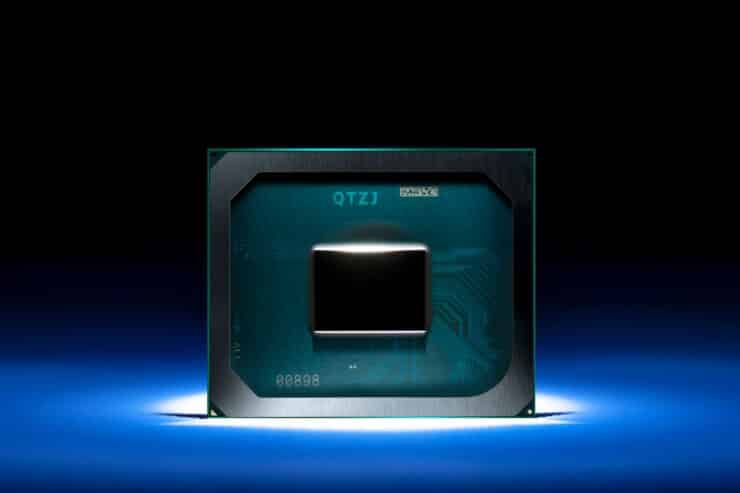 Intel DG1 chip 4 Custom 740x493 1 Intel's next-line of CPUs leaked online