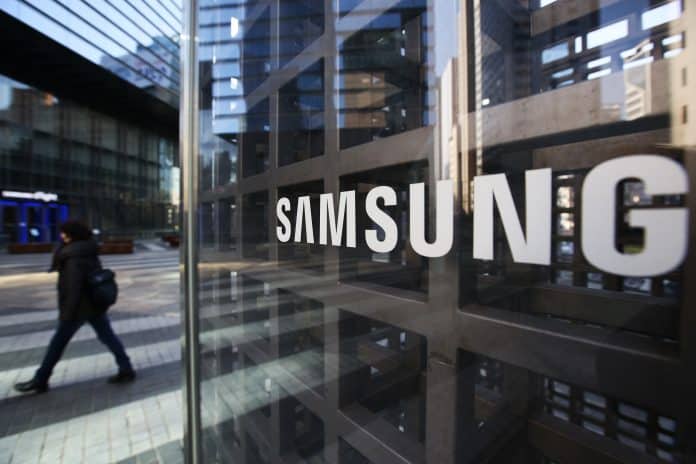 Samsung sends 100 employees to complete the OLED factory in India_TechnoSports.co.in Samsung sends 100 employees to complete the OLED factory in India_TechnoSports.co.in