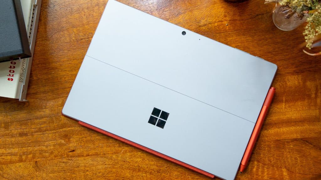 Surface Pro 8 is Spotted Again with Similar Design, but Improved Memory and GPU_TechnoSports.co.in