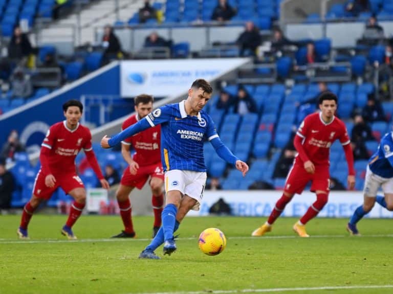 Former Premier League referee Peter Walton explains Welback’s penalty against Liverpool