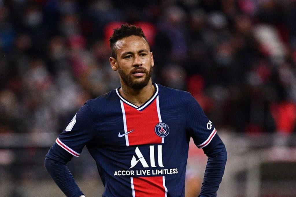 neymar psg 2020 21 1rmixya0khnpd1xua6z2kc5qh8 Top 10 highest-paid Ligue 1 football players in 2021