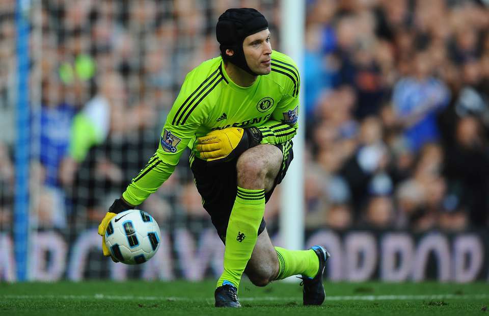 petr Cech Here are all the 9 goalkeepers to ever win the Premier League Player Of The Month award