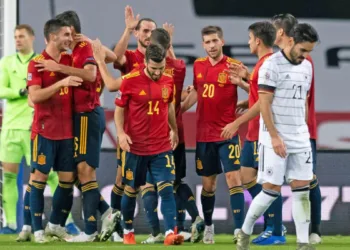 SEVILLE, SPAIN - NOVEMBER 17: (BILD ZEITUNG OUT) Ferran Torres of Spain celebrates after scoring his team's fourth goal during the UEFA Nations League group stage match between Spain and Germany at Estadio de La Cartuja on November 17, 2020 in Seville, Spain. (Photo by Javier Montano/DeFodi Images via Getty Images)