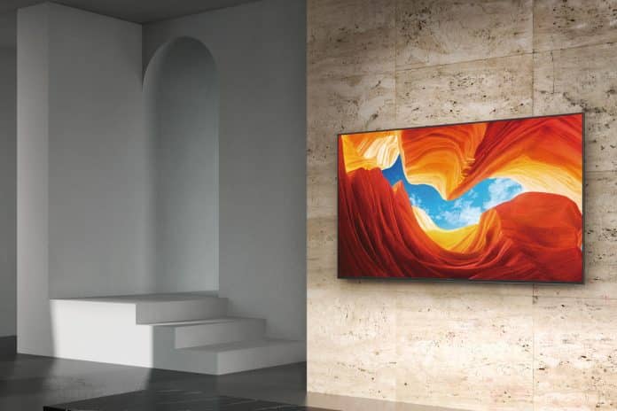 65_XH90_XH92_blk_wall_mount_CMYK_Mid1156