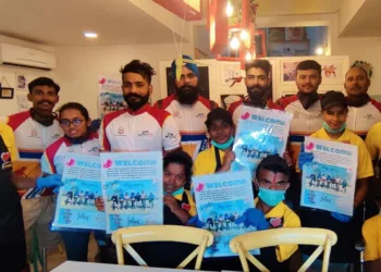 Infinity Ride 2020 takes to stop at The Mitti Cafe; para cyclists interact with specially-abled employees to raise awareness about para-sports