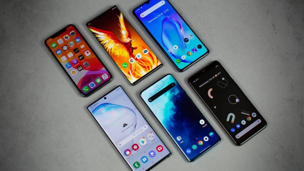 Top 10 Best Phones Under INR 17,000 in India | December 2020