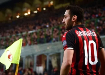 STADIO GIUSEPPE MEAZZA, MILAN, ITALY - 2019/04/13: Hakan Calhanoglu of AC Milan looks on during the Serie A football match between AC Milan and SS Lazio. AC Milan won 1-0 over SS Lazio. (Photo by Nicolò Campo/LightRocket via Getty Images)