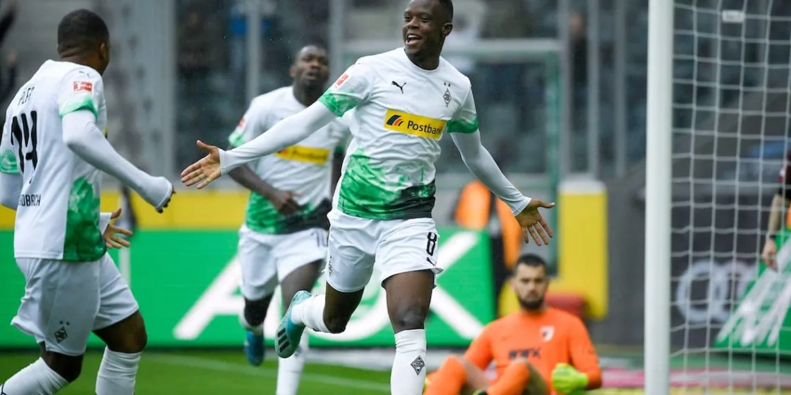 Denis Zakaria to leave Borussia Monchengladbach for free in 2022