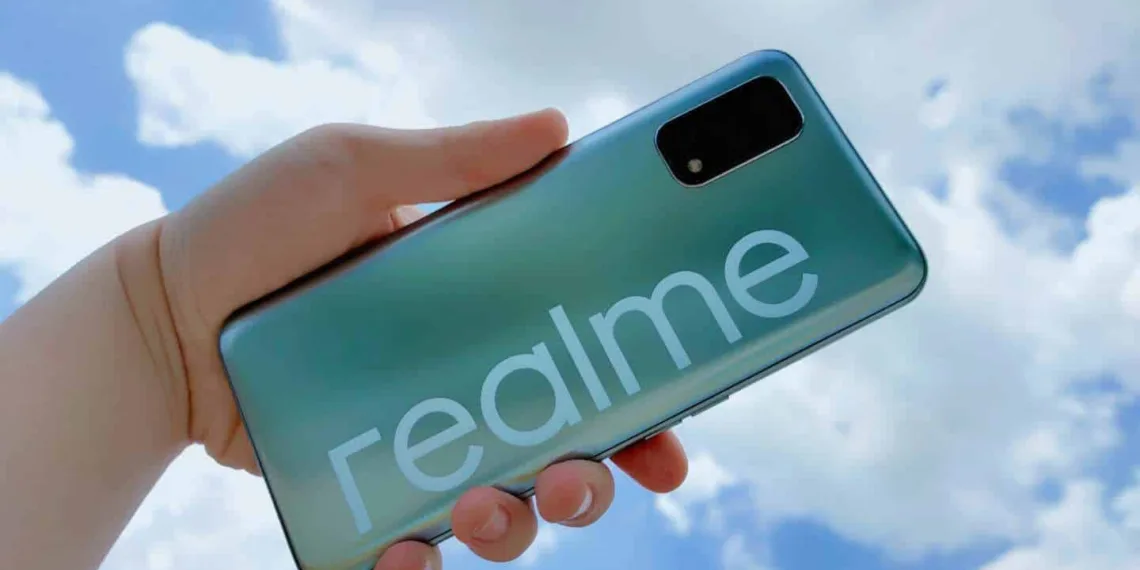 Realme 'Koi' in leaked images tipped to feature 125W fast charging