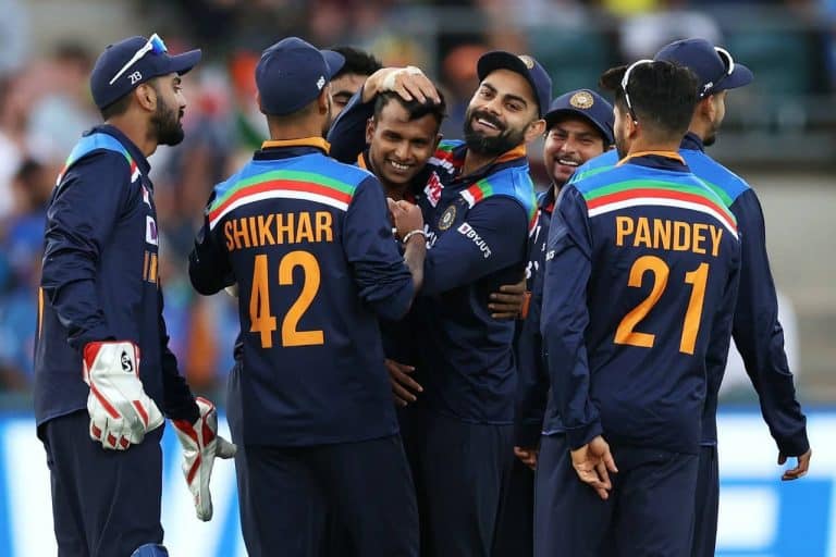 India clinched a win in the first T20 against Australia