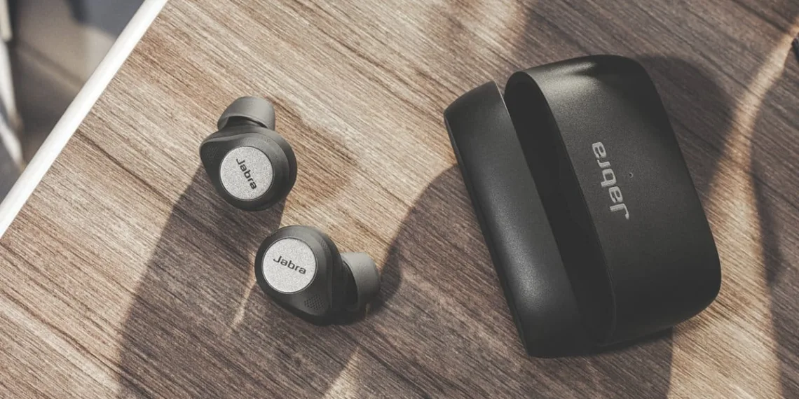 Jabra Elite 85t Earbuds 1_TechnoSports.co.in