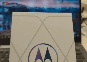 Motorola phones codenamed Berlin and Berlin NA revealed camera details