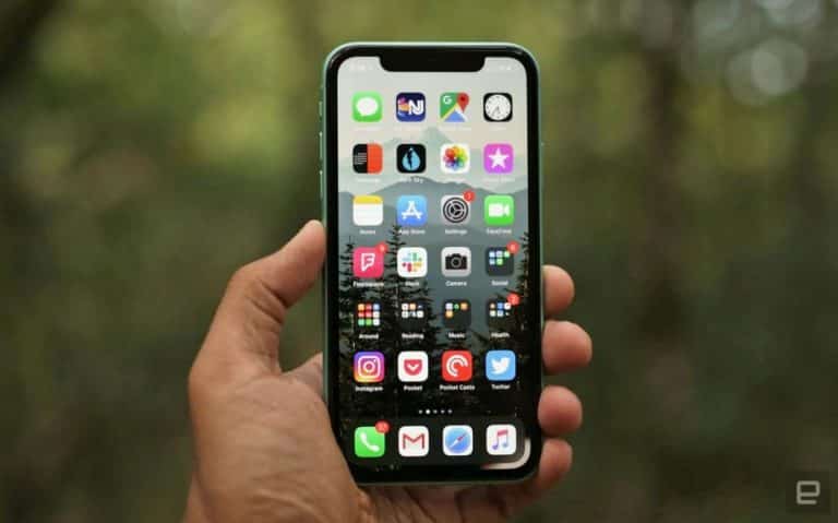 Apple’s iPhone 11 owners can now get their display replaced for free