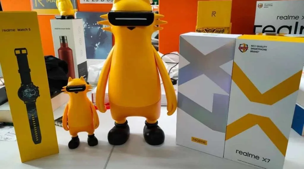 Realmeow teased Realme X7 and Watch S India retail boxes