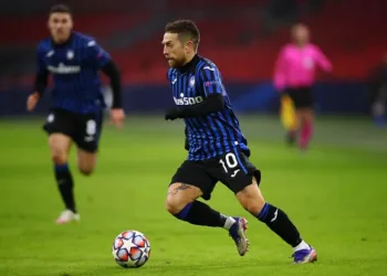 AMSTERDAM, NETHERLANDS - DECEMBER 09: Alejandro Gomez of Atalanta BC in action during the UEFA Champions League Group D stage match between Ajax Amsterdam and Atalanta BC at Johan Cruijff Arena on December 09, 2020 in Amsterdam, Netherlands. Sporting stadiums around Netherlands remain under strict restrictions due to the Coronavirus Pandemic as Government social distancing laws prohibit fans inside venues resulting in games being played behind closed doors. (Photo by Dean Mouhtaropoulos/Getty Images)
