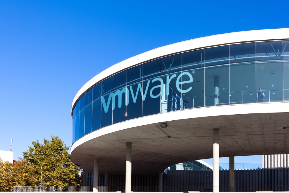 vmware VMware file a lawsuit against the former executive and Nutanix CEO Rajiv Ramaswami