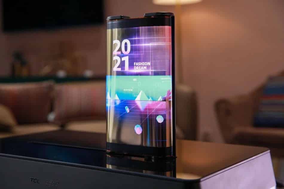 1 1 2 TCL CSOT launches two flexible displays at CES 2021