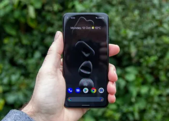 Adaptive Charging is here to prolong the battery life of your Pixel devices