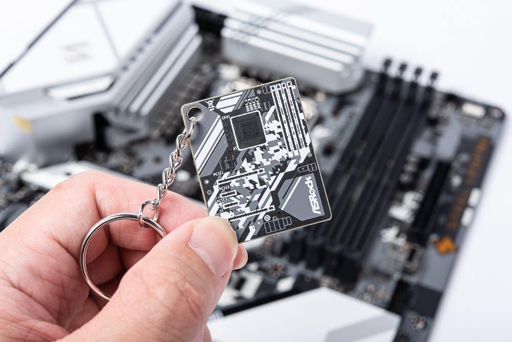 ASRock Z590 Steel Legend WiFi 6E & BIOSTAR B560GTQ motherboards leaked