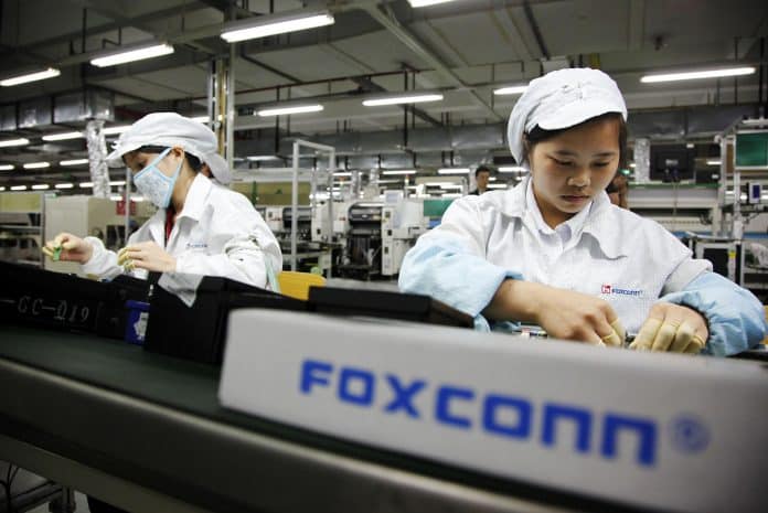 Foxconn to open $270 million plant to produce MacBooks and iPads in Vietnam Foxconn to open $270 million plant to produce MacBooks and iPads in Vietnam