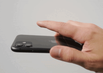 Android 12 OS might include iPhone's Back Tap feature