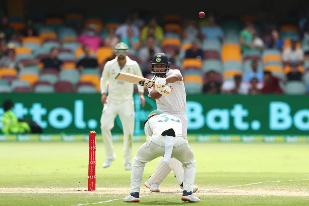 f6c49e21 2dce 420d b145 d2179474c523 India retains the Border-Gavaskar trophy by winning the 4th Test match and the series by 2-1