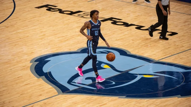 The Memphis Grizzlies have a record of 7 wins and 6 losses this season.