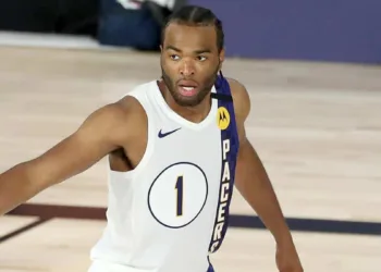 T.J. Warren will undergo surgery to repair a small left navicular stress fracture.