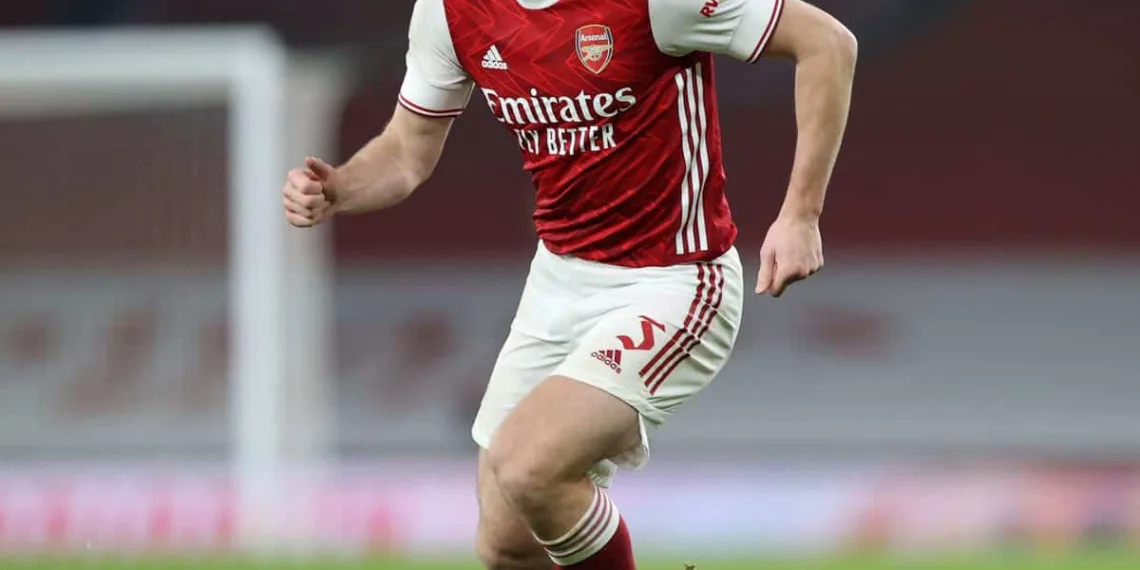 Arsenal pursued Barcelona's Junior Firpo to back-up Kieran Tierney