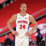 Pistons’ Mason Plumlee becomes the oldest player to score triple-double