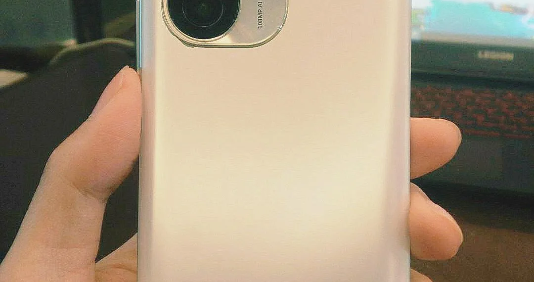 Redmi K40 live image leaked | BIS Certification reveals imminent Indian launch
