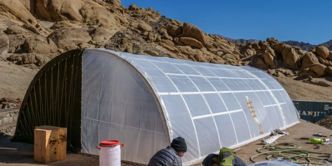 The Indian Engineer Sonam Wangchuk develops portable Solar Heated Military Tent